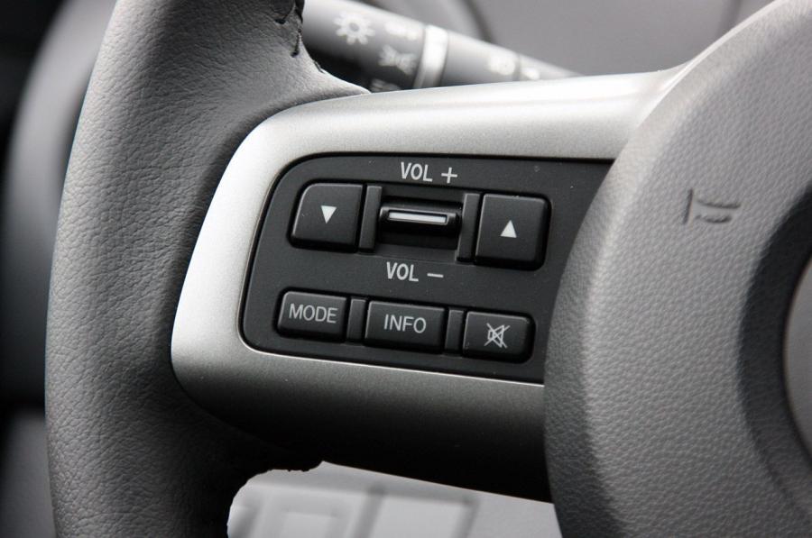  Mazda2 2010 года  (фото 143 из 183)